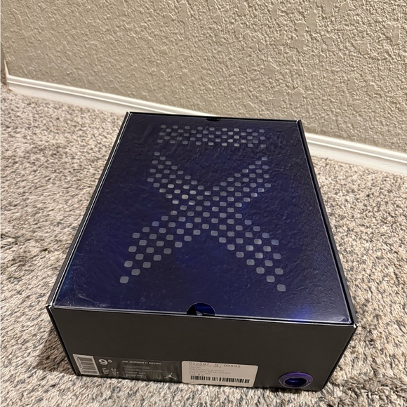 Jordan 11 Retro Space Jam (2016) - Picture 5 of 7